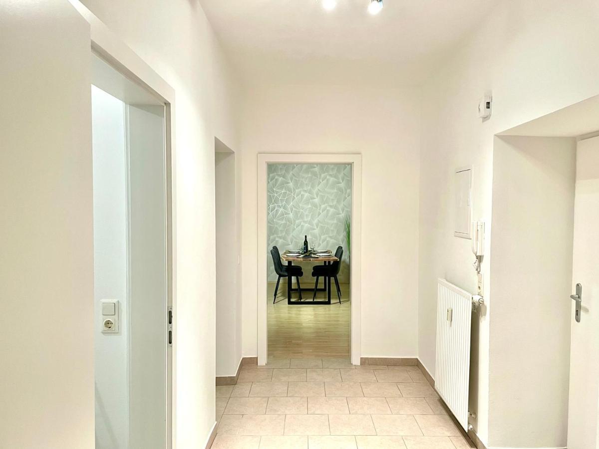 Central Comfy Apartment - Self Check-In Graz Exterior photo