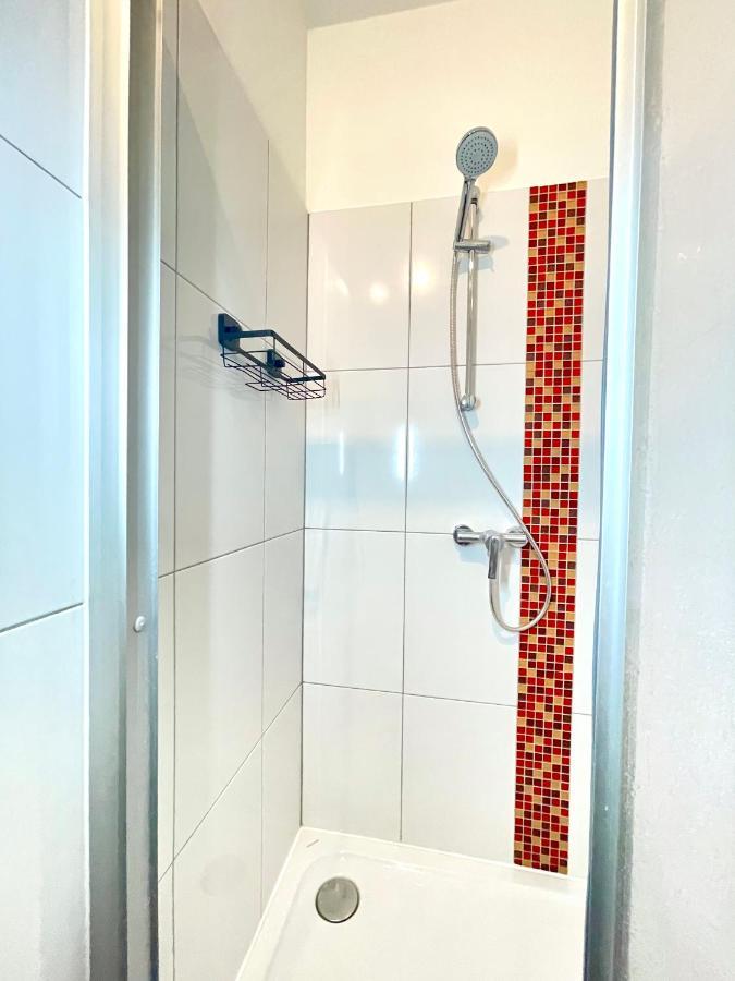 Central Comfy Apartment - Self Check-In Graz Exterior photo